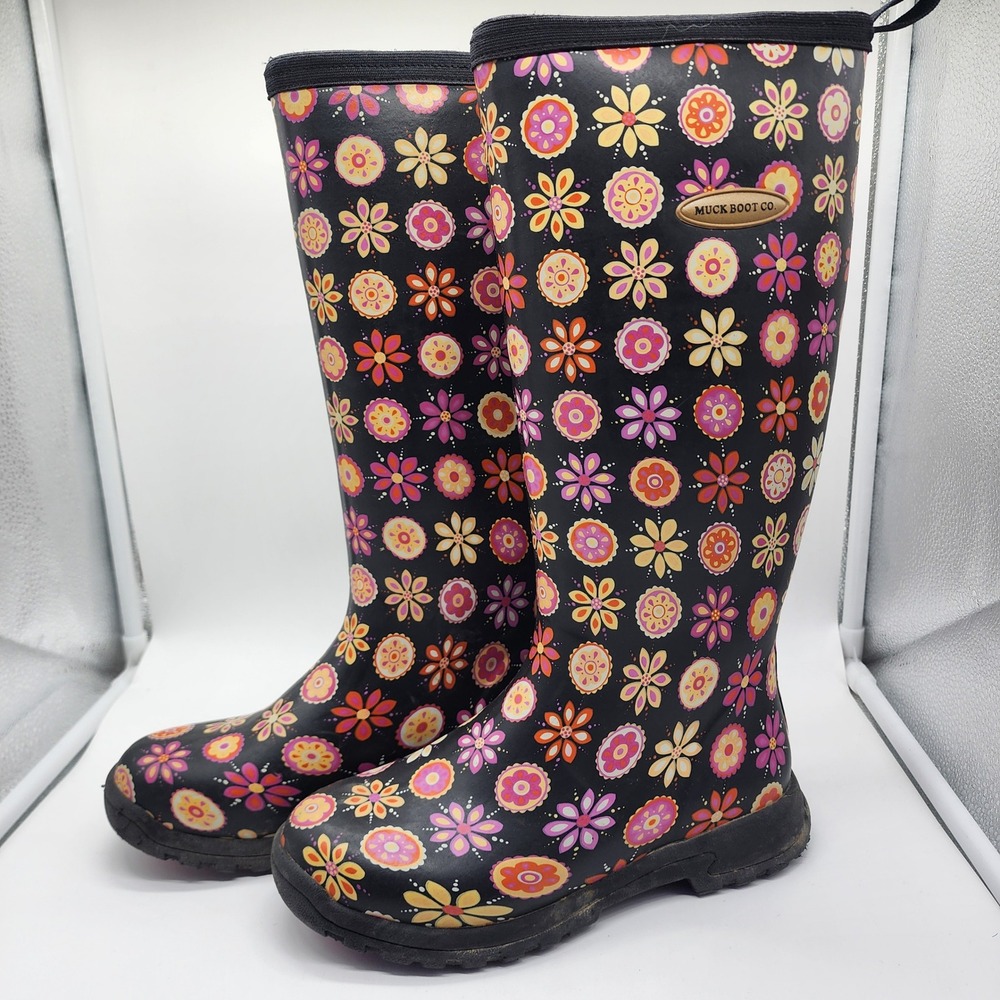 Muck Boot Co Women's 7 Tall Rain Boots Black Floral Rubber Garden Waterproof Mud